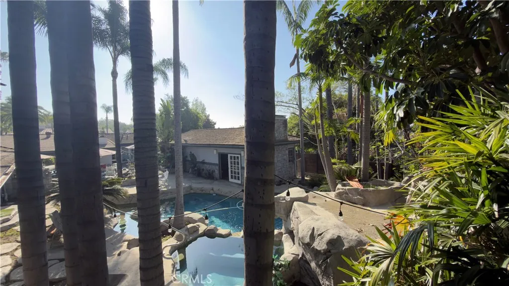 451 N Baldy Vista Ave, Glendora, CA 91741