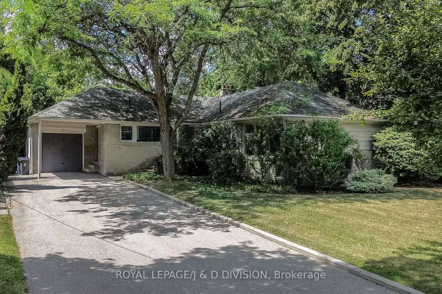 10 Campbell Crescent