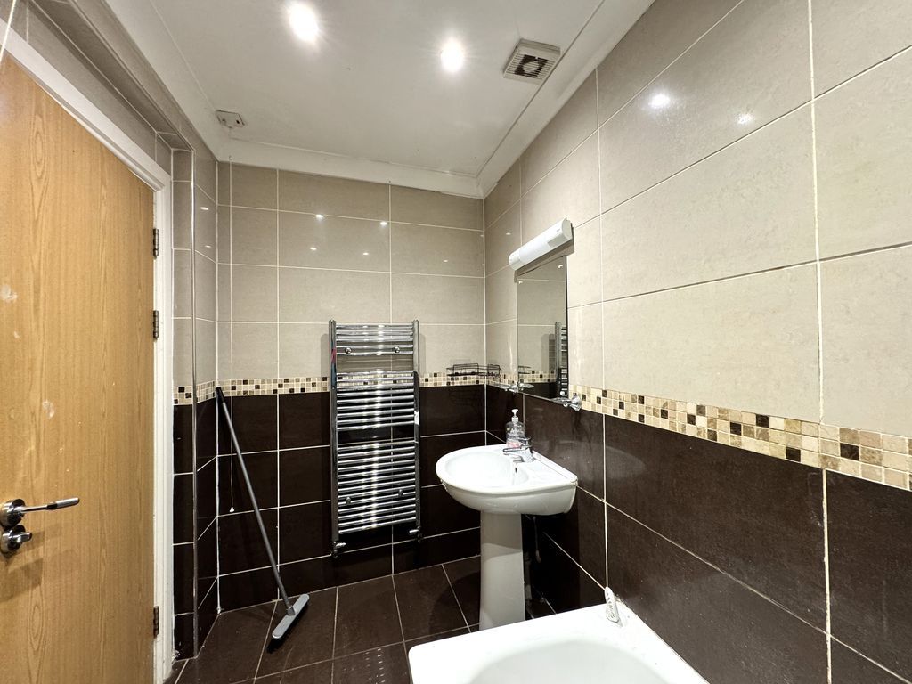 Additional image 12 of 2 bed shared accommodation to rentSkinner Street, Newport NP20