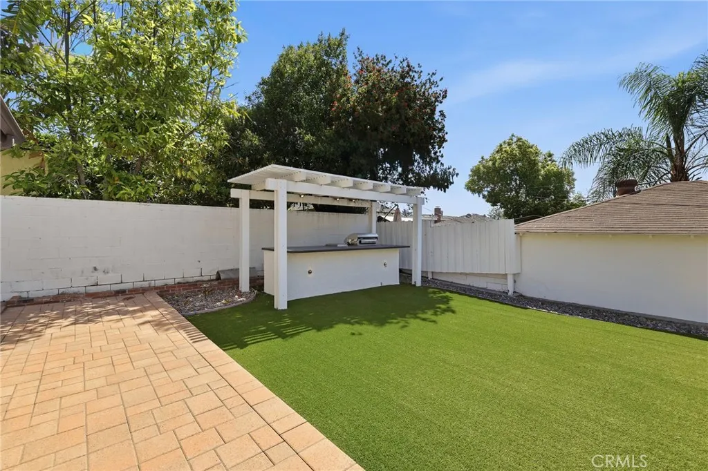 Additional image 79 of 2844 N Brighton Street, Burbank, CA 91504