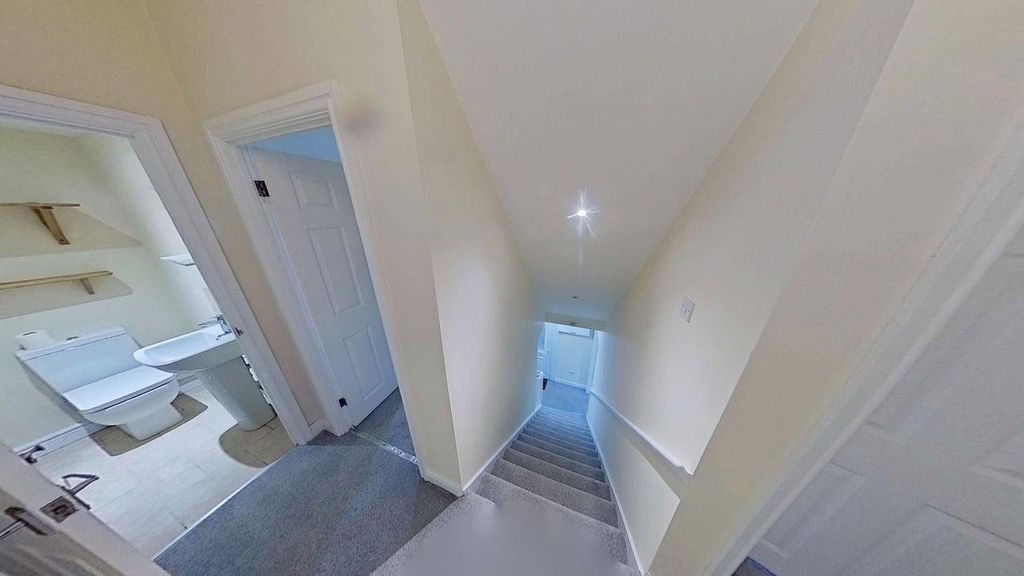 Additional image 6 of 2 bed detached house to rentAlva Gardens, Glasgow G52