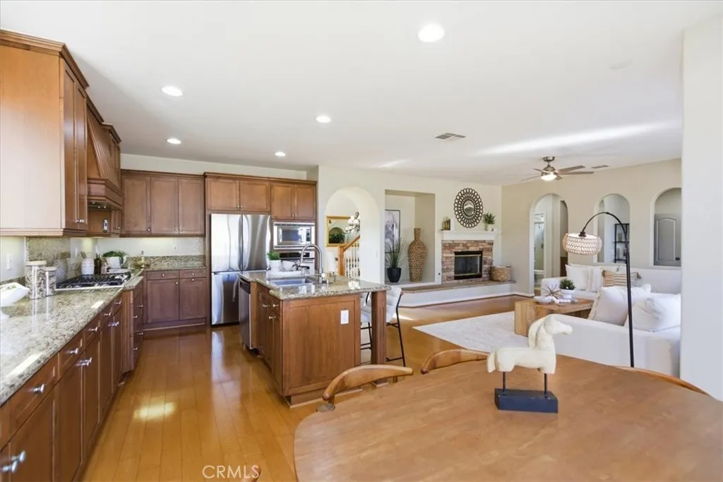 Additional image 15 of 8270 Torrey Gardens Pl, San Diego, CA 92129