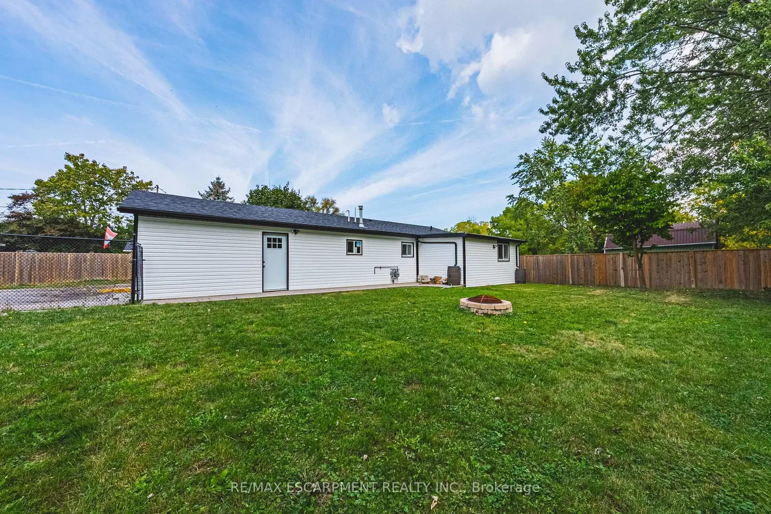 Additional image 17 of 3865 Victoria Avenue