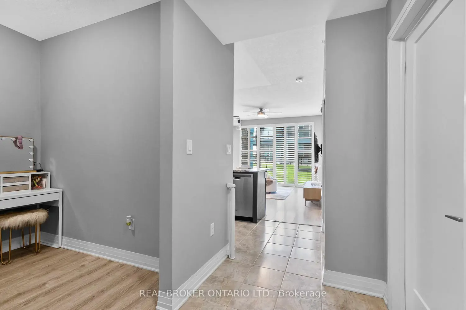 Additional image 3 of 10 Concord Place 110