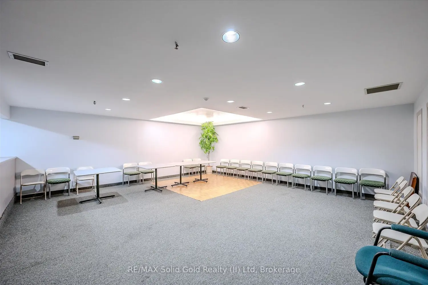 Additional image 17 of 300 Keats Way 504