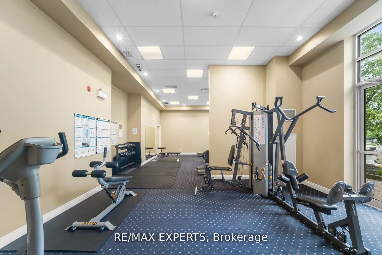 Additional image 18 of 10211 Keele Street 105