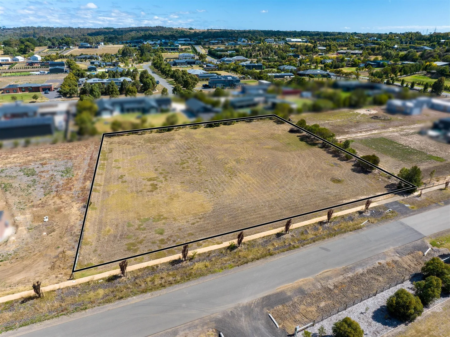 Additional image 3 of 10 Millpond Lane, Batesford VIC 3213