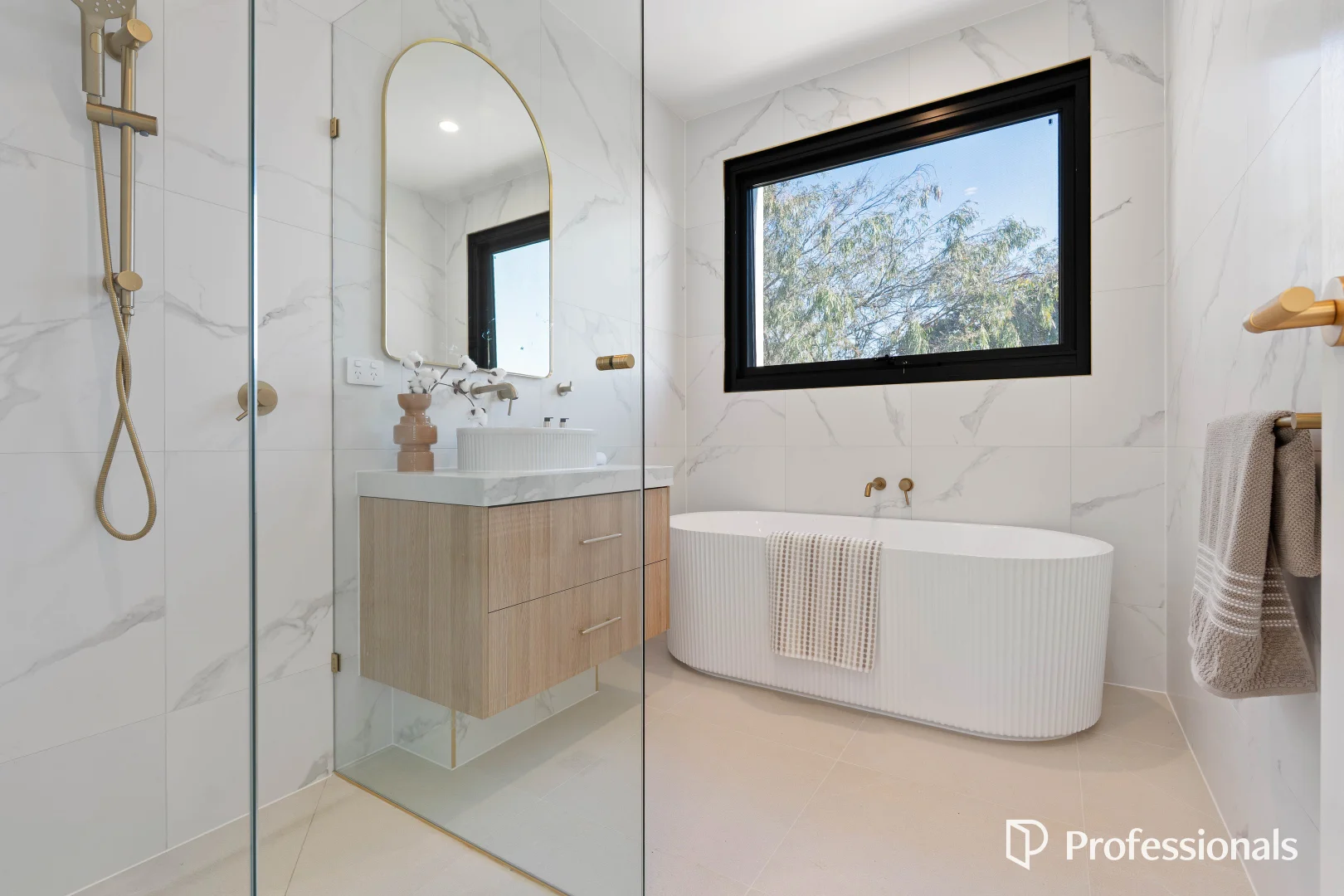 Additional image 11 of 1/16 Christina Street, Burwood VIC 3125