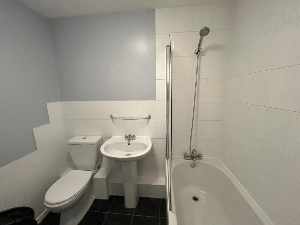 Additional image 8 of Thatcham Court, YEOVIL