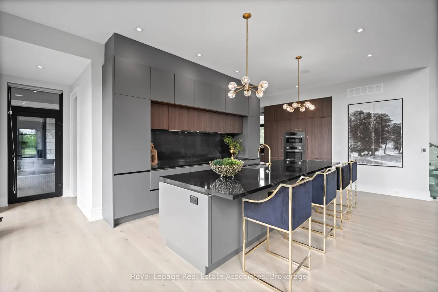 Additional image 5 of 2 River Road