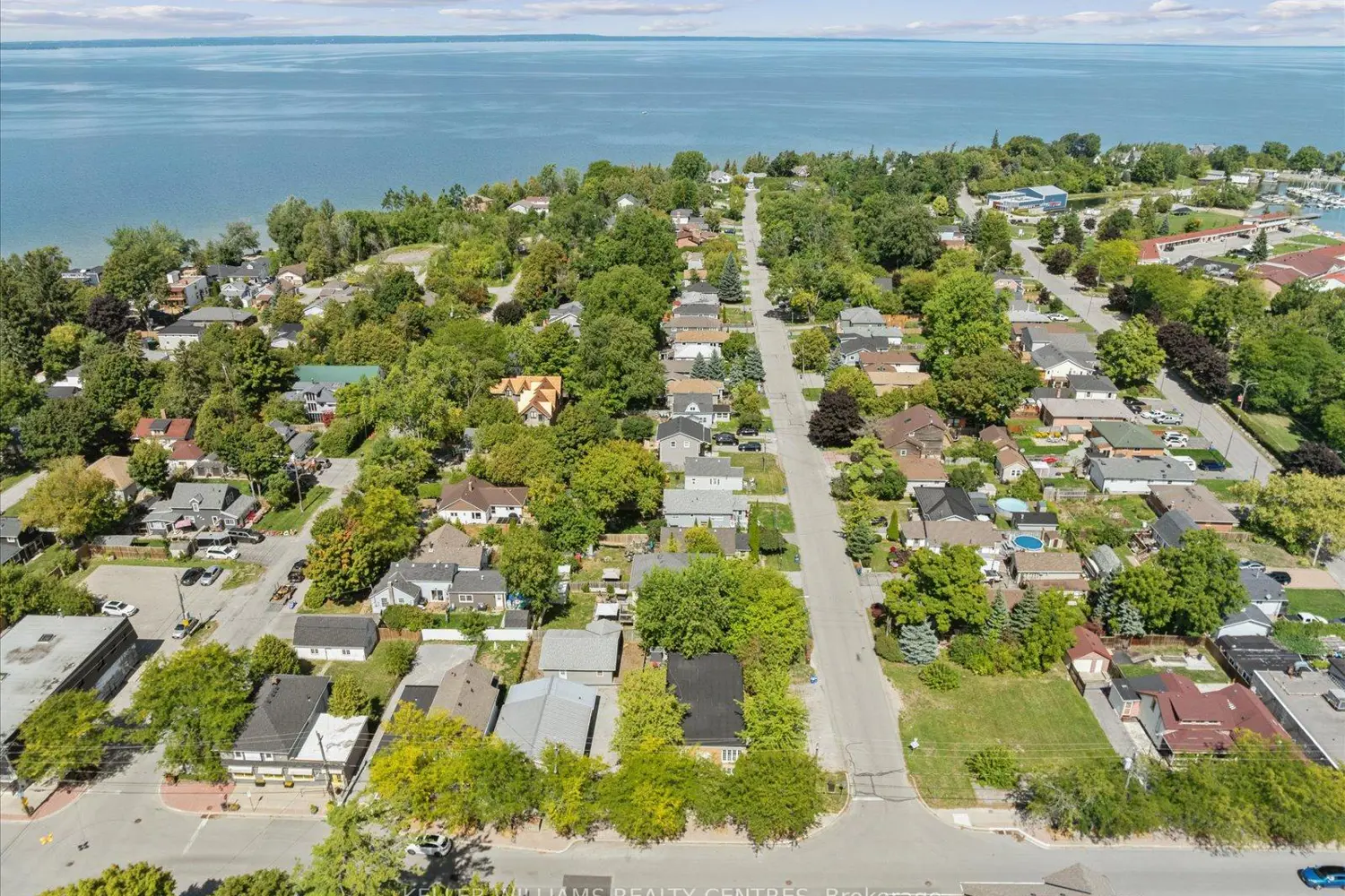 Additional image 18 of 948 Lake Drive