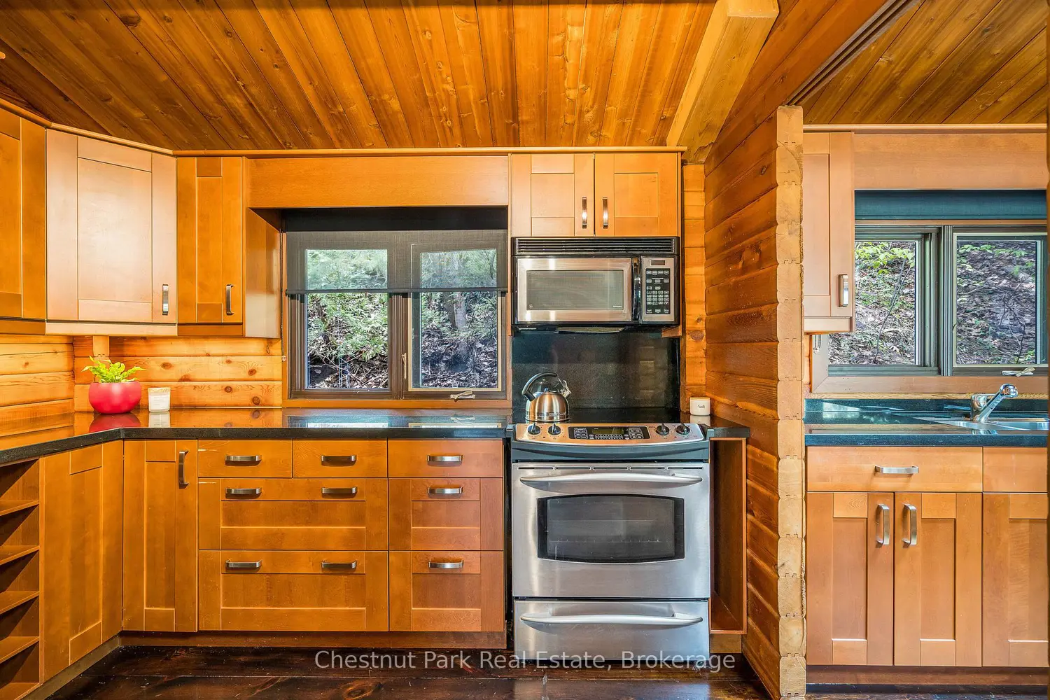 Additional image 8 of 146 Chamonix Crescent