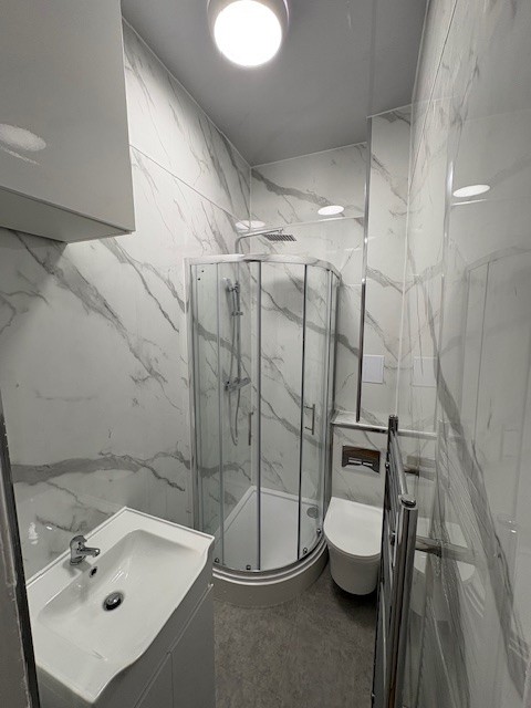 Additional image 3 of 4 Bed Flat, Bank Street, G12, N1 7GU