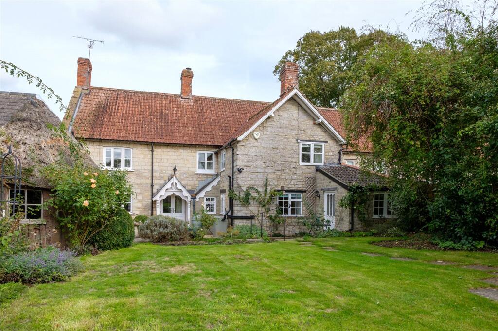 High Street, Queen Camel, Yeovil, Somerset, BA22