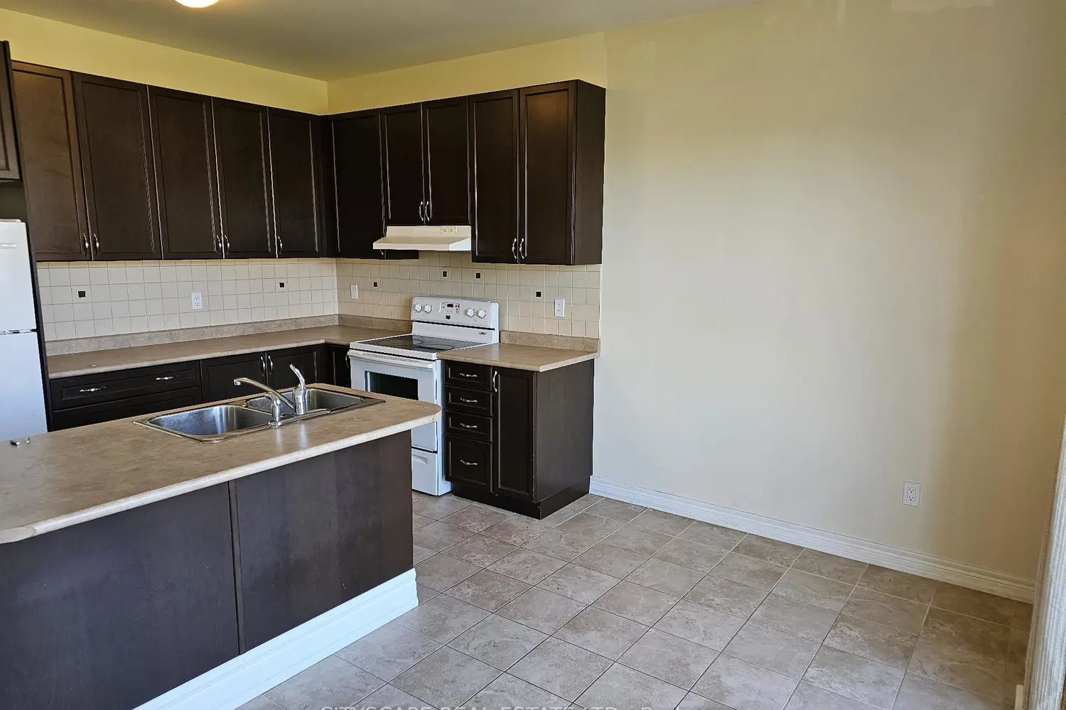 Additional image 4 of 6366 Dilalla Crescent