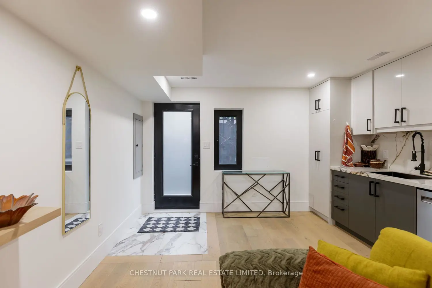 Additional image 17 of 269 Euclid Avenue