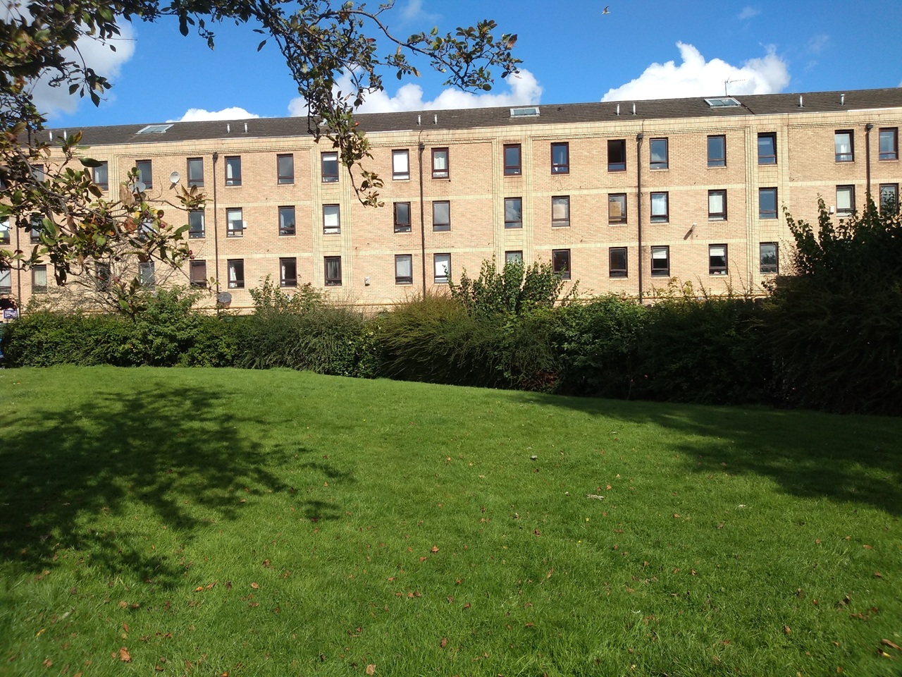 2 Bed Flat, Milnpark Gardens, G41, N1 7GU