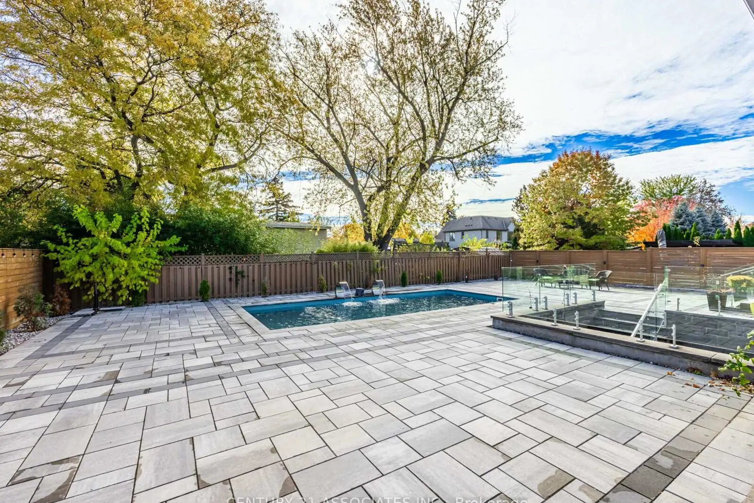 Additional image 20 of 374 Seaton Drive