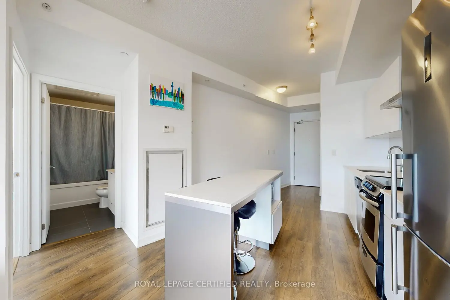 Additional image 11 of 51 East Liberty Street 2003