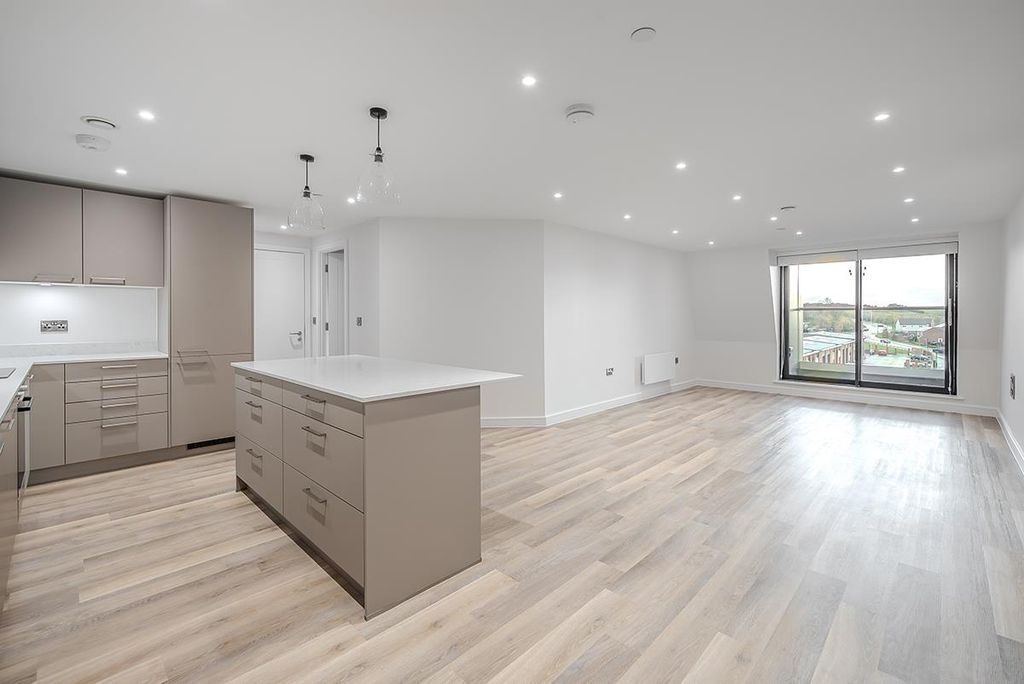 Additional image 2 of 2 bed flat to rent36 Thirkill House, Pannal, Harrogate HG3