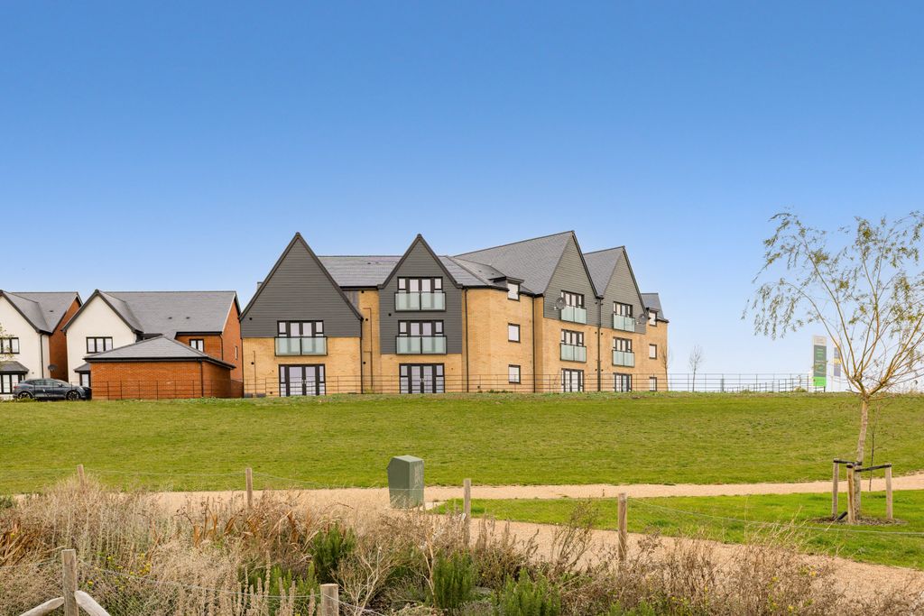 Additional image 3 of 2 bed flat to rentLeaf Living At Hampton Water, Peterborough PE7