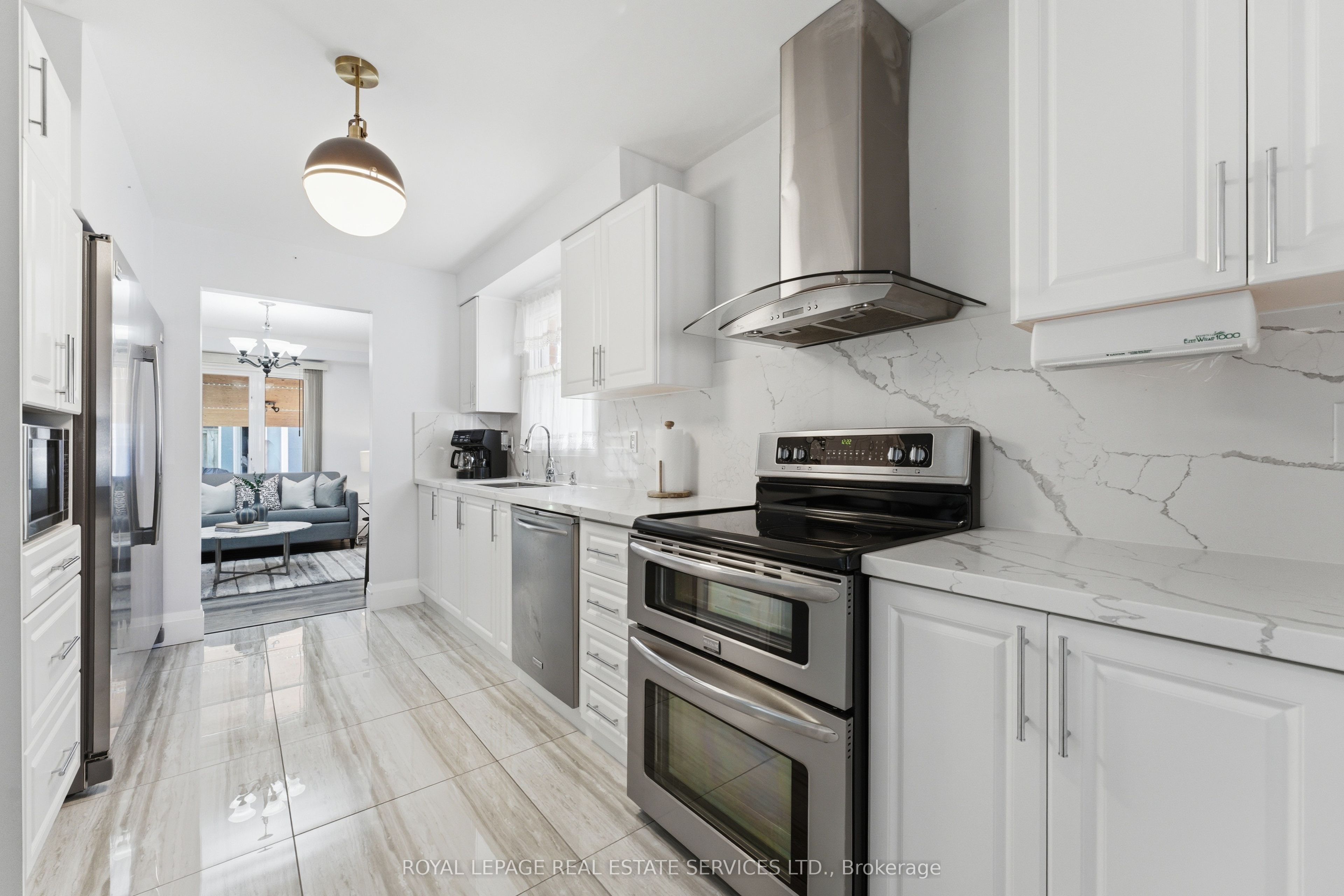 Additional image 3 of 7256 Corrine Crescent, Mississauga, ON, L5N 5C1