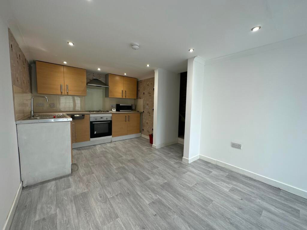 Additional image 12 of 4 Bed Detached House, Farm Road, G41, N1 7GU