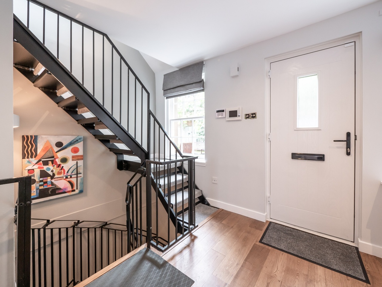 Additional image 10 of 2 Bed Flat, King's Stables Lane, EH1, N1 7GU