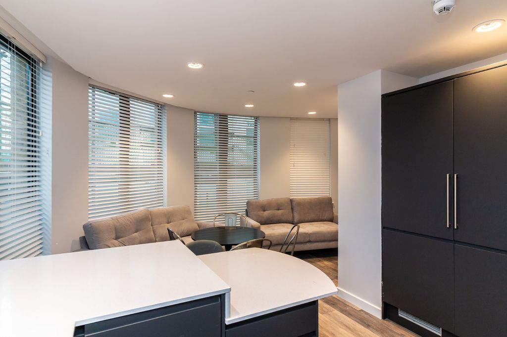7 bed shared accommodation to rentHoward Street, Nottingham, Nottinghamshire NG1 photo 2