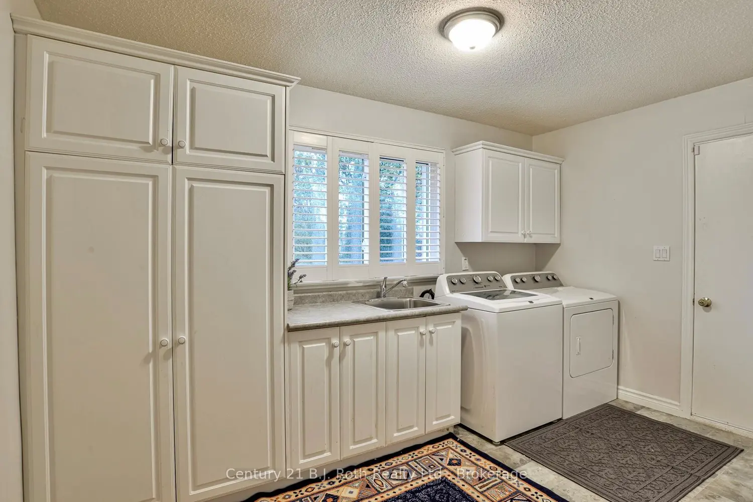 Additional image 6 of 456 Mooney Crescent