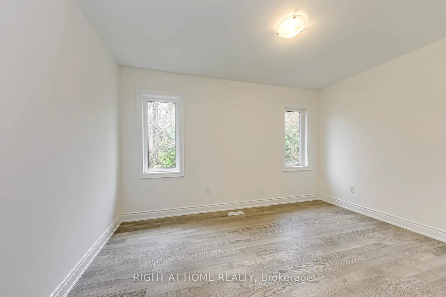 Additional image 14 of 2579 Islington Avenue