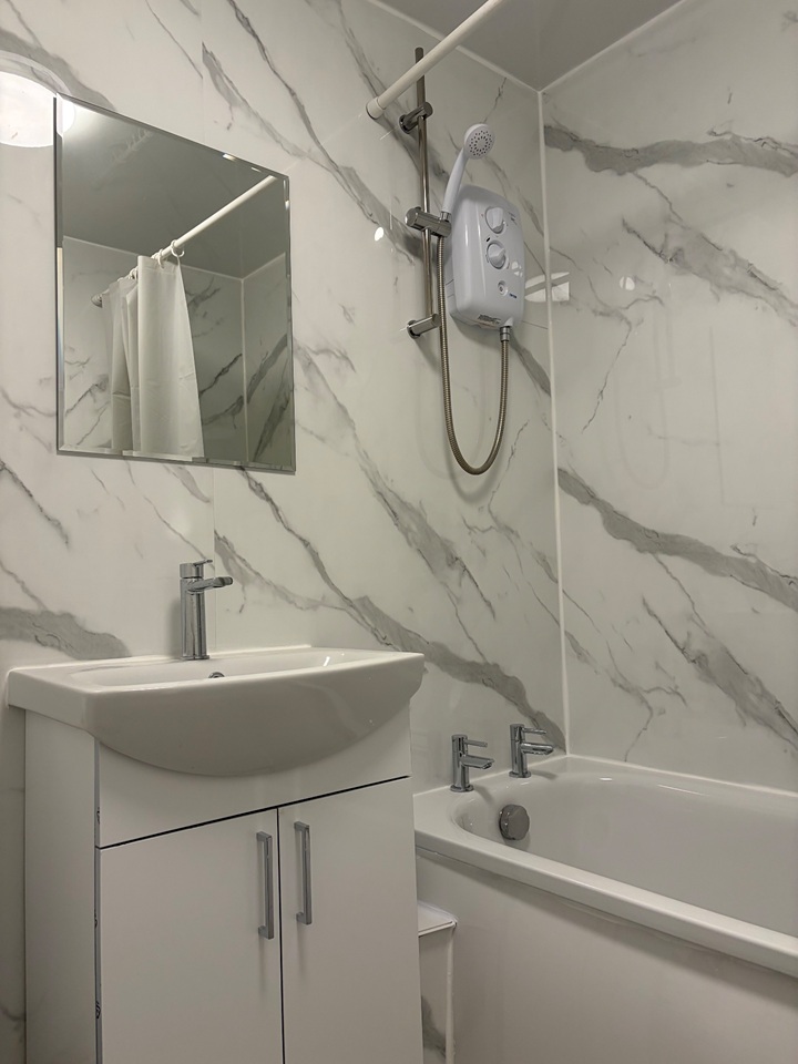 Additional image 9 of 2 Bed Flat, East Parkside, EH16, N1 7GU