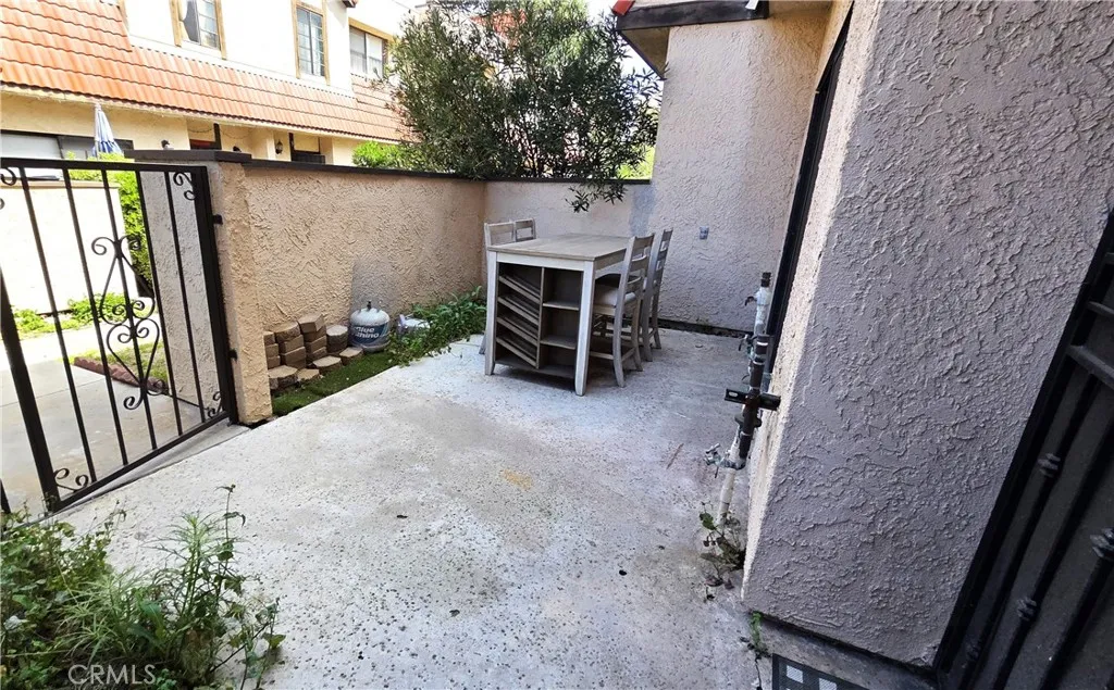 Additional image 30 of 27657 Ironstone Drive Unit 2, Canyon Country, CA 91387