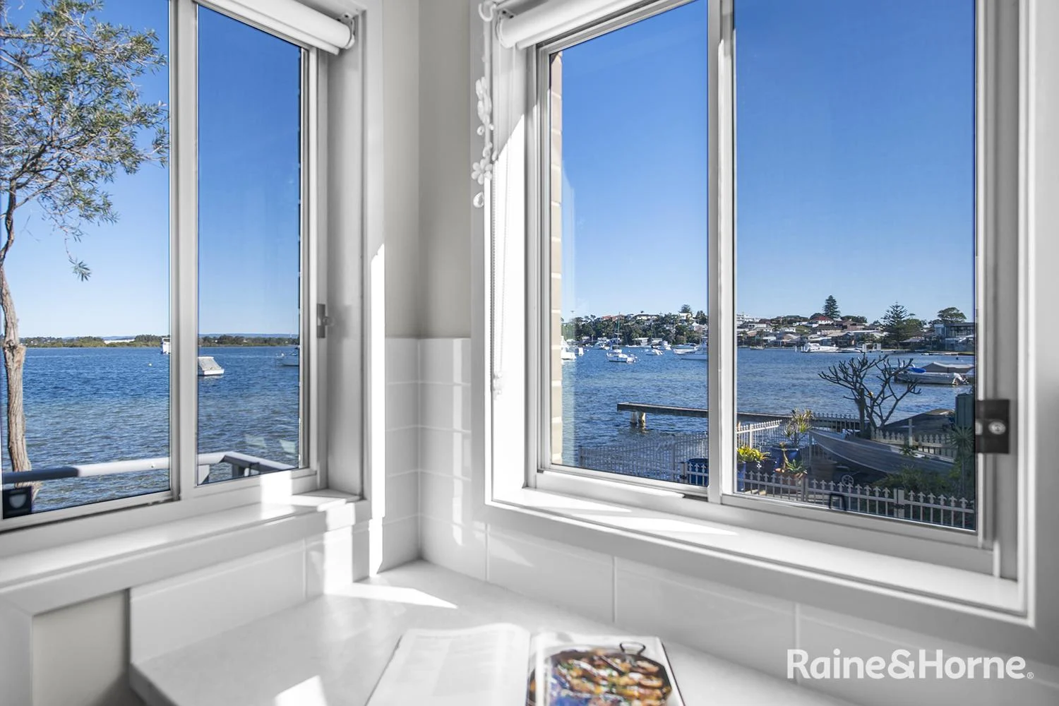 Additional image 2 of 35 Marks Parade, Marks Point NSW 2280