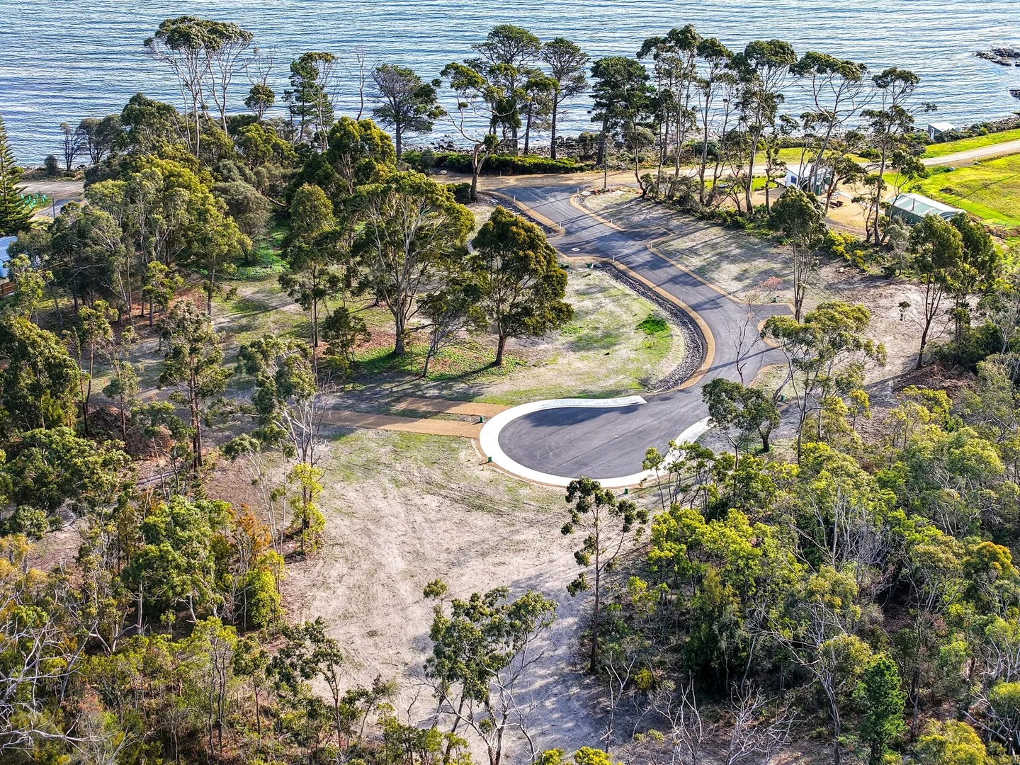 Additional image 5 of 1-13/122 Apex Point Road, White Beach TAS 7184