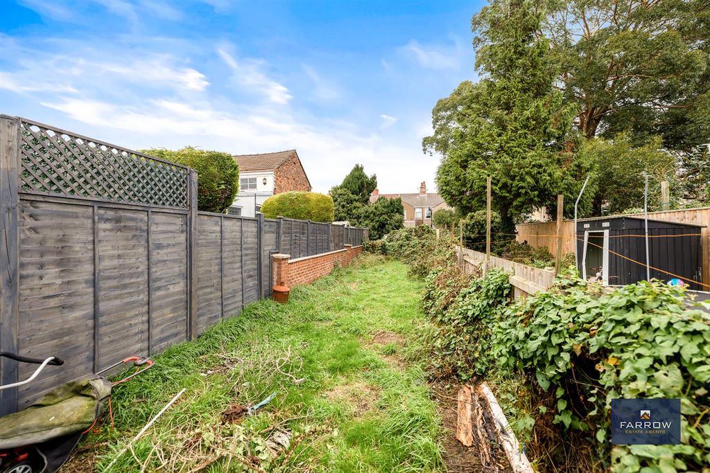 Additional image 17 of 3 bed terraced house to rentCastle Street, Grimsby DN32