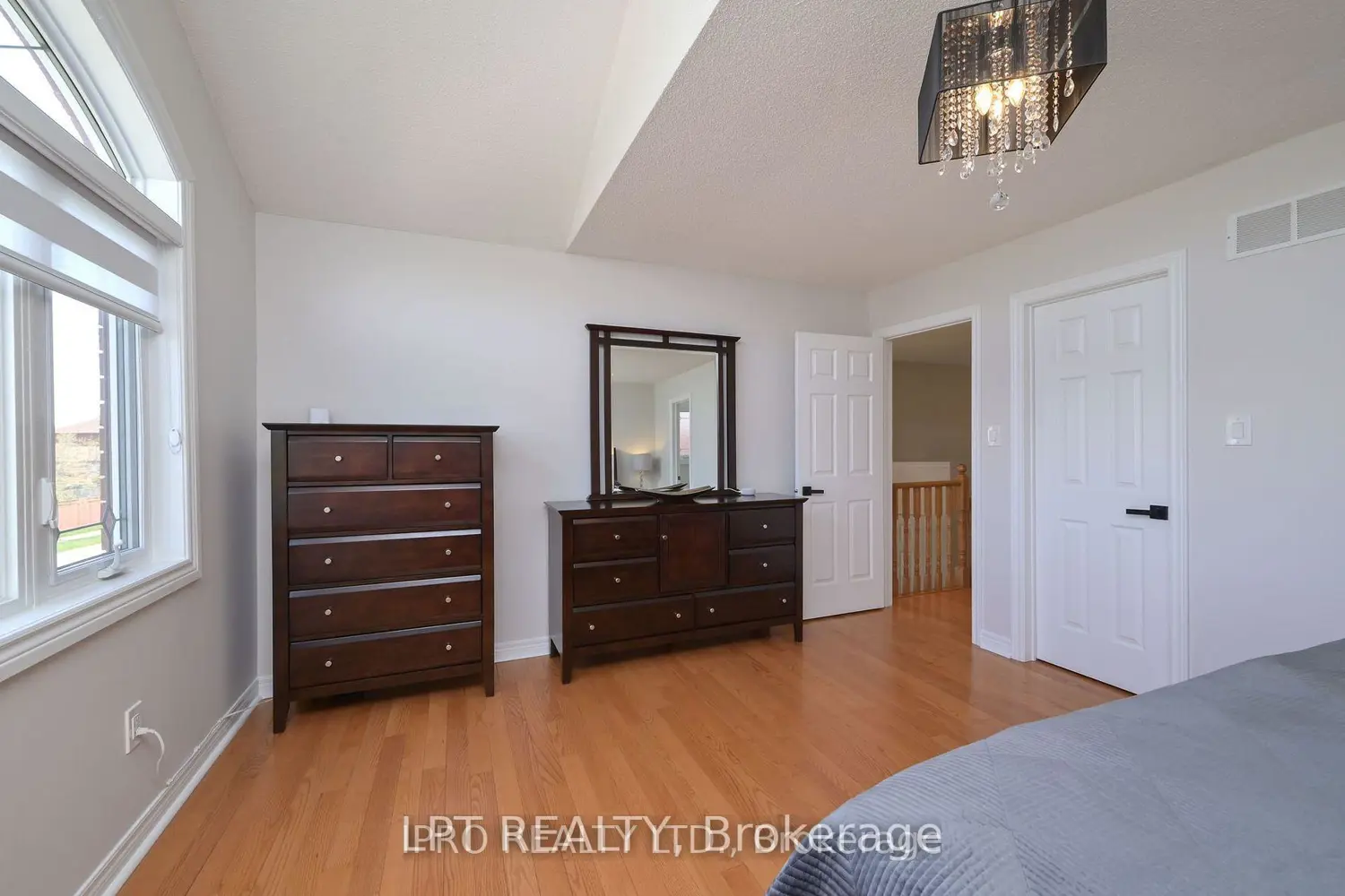 Additional image 11 of 19 Terrastone Court