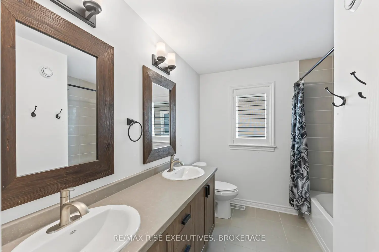 Additional image 15 of 648 Halloway Drive