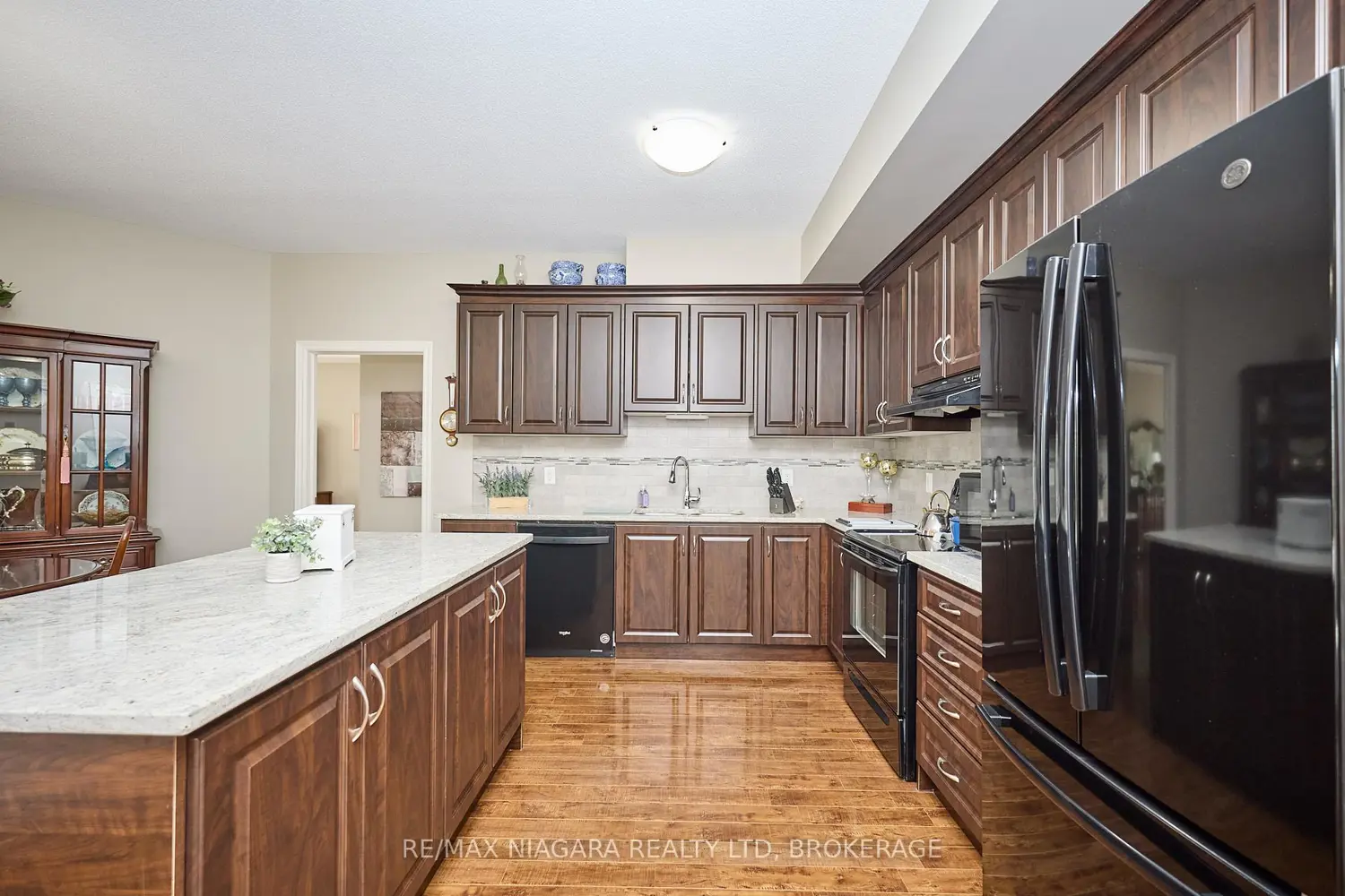 Additional image 3 of 8111 Forest Glen Drive 427