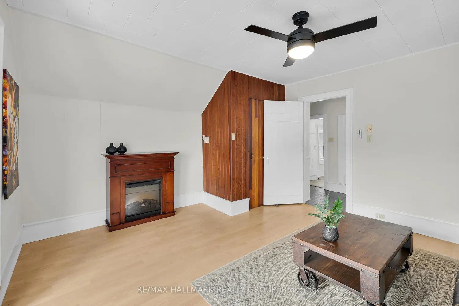 Additional image 15 of 10 Wellington Street