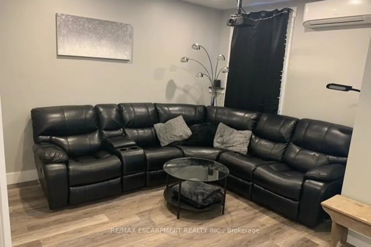 Additional image 5 of 6 Howard Street