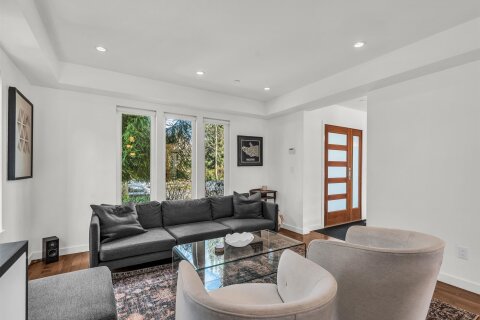 Additional image 8 of 132 22nd Avenue W, Vancouver, BC, V5Y 2G1