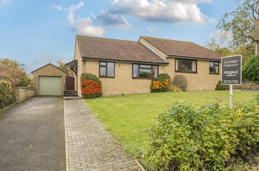 Churchfield Drive, Castle Cary, Somerset, BA7 7LB