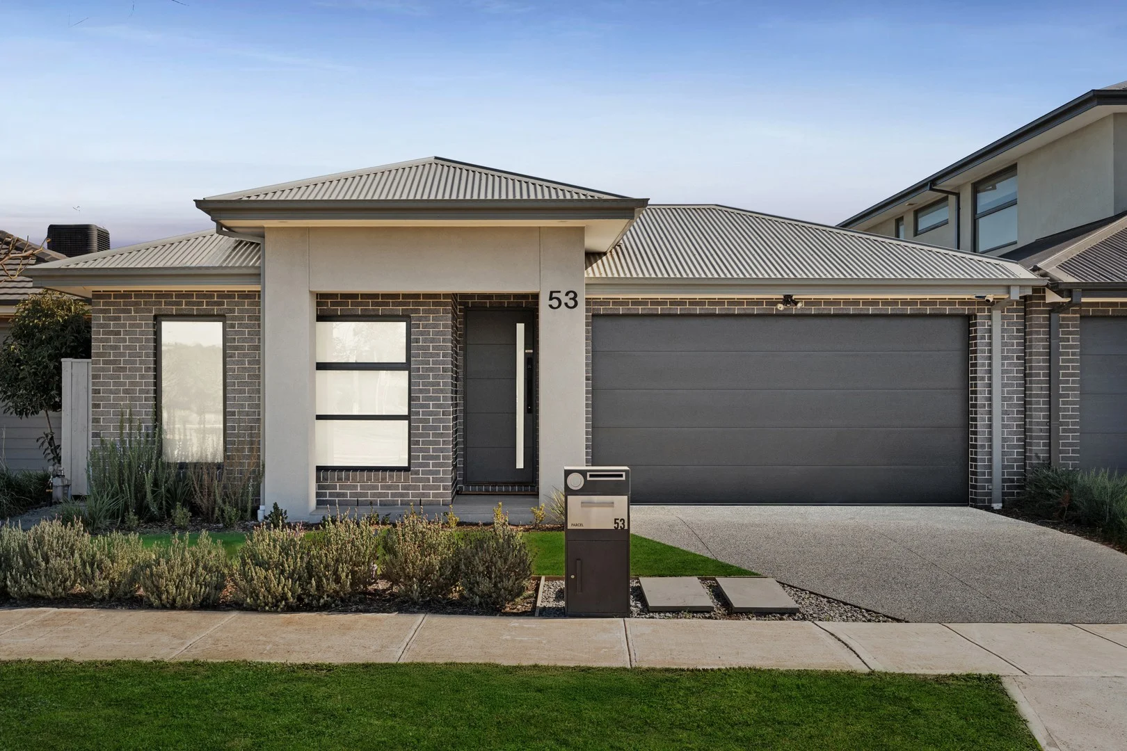 53 Warrigal Drive, Aintree VIC 3336