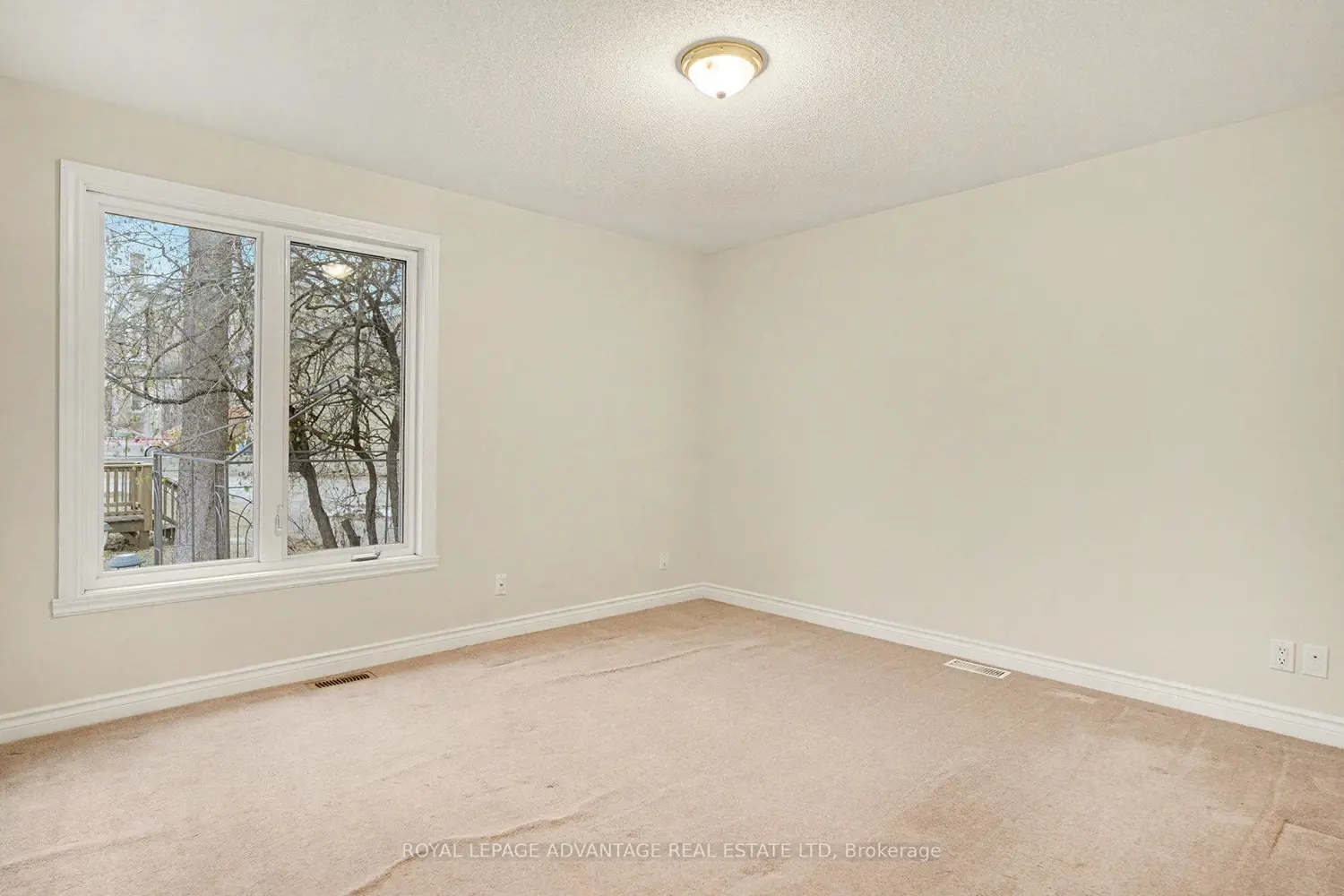 Additional image 9 of 11 Queen Street