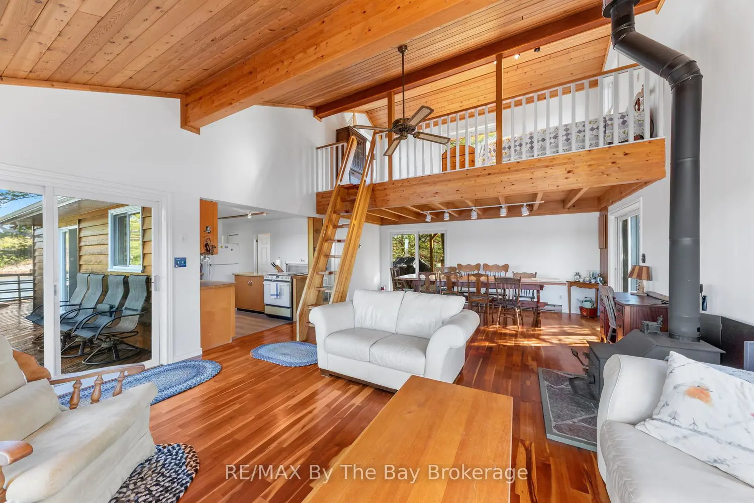 Additional image 3 of 2 Island 2890