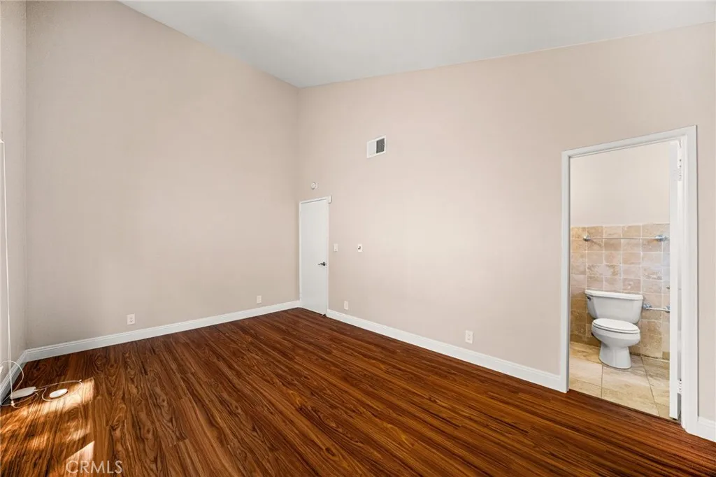 Additional image 42 of 3751 Prestwick Dr, Los Angeles, CA 90027