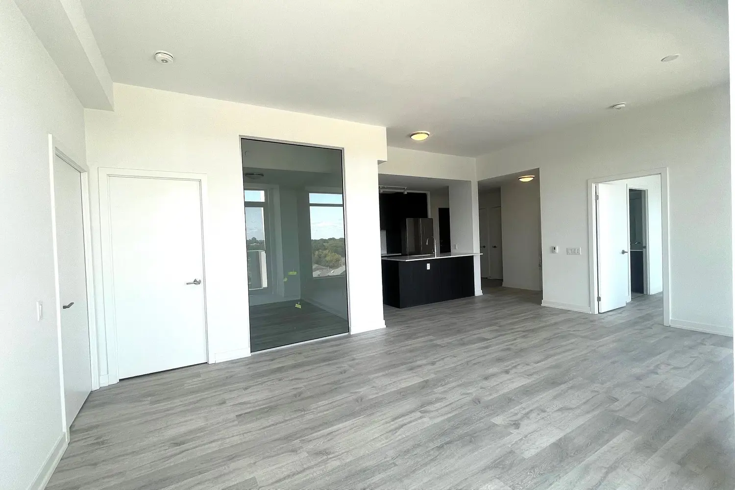 Additional image 6 of 7 Golden Lion Heights Heights N632