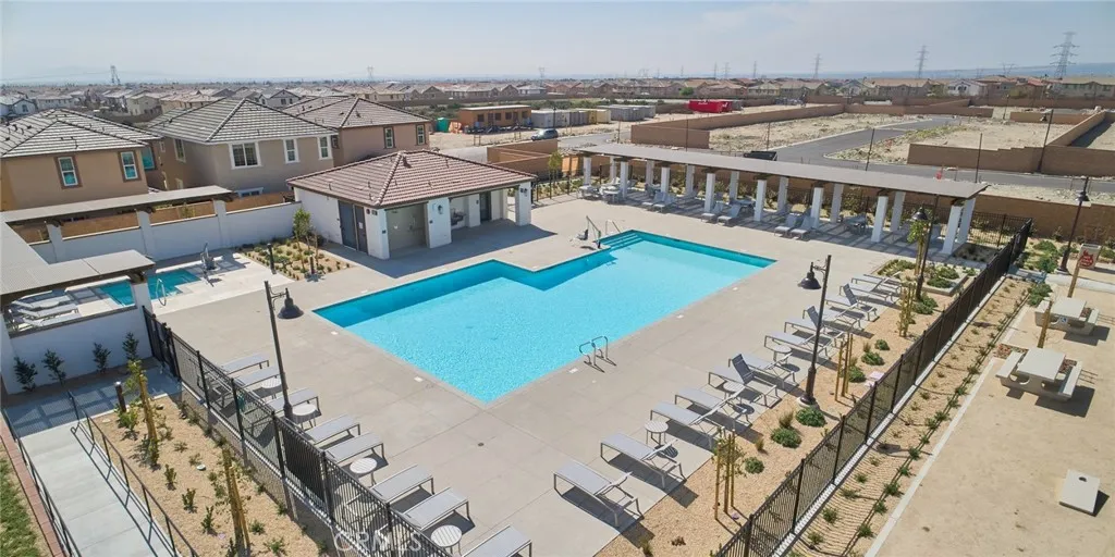 Additional image 96 of 16554 Stone Pine Lane, Fontana, CA 92336