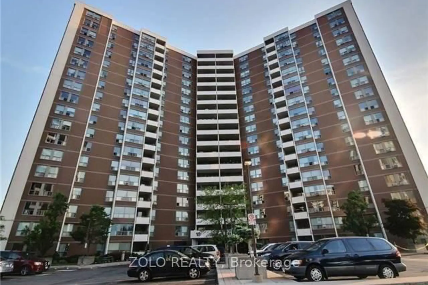 15 Vicora Linkway Way 906